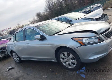 2008 Honda Accord 2.4 Ex-L z USA, uszkodzony, nr VIN 1HGCP26828A006049
